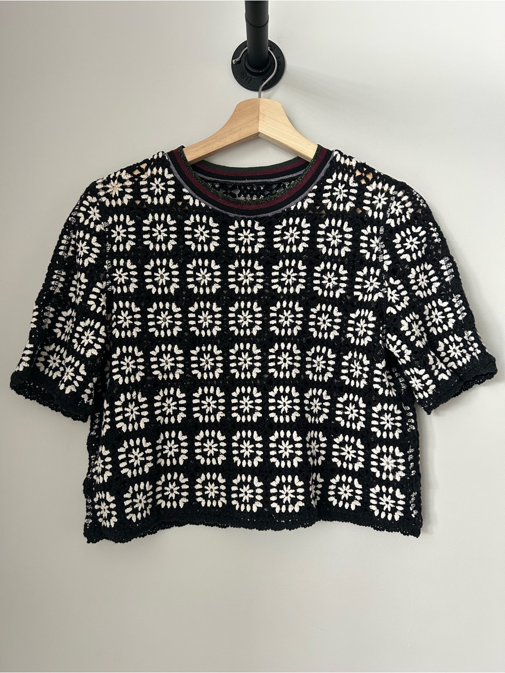 D’zzit Crochet Short-Sleeve Top - Picture 1 of 4